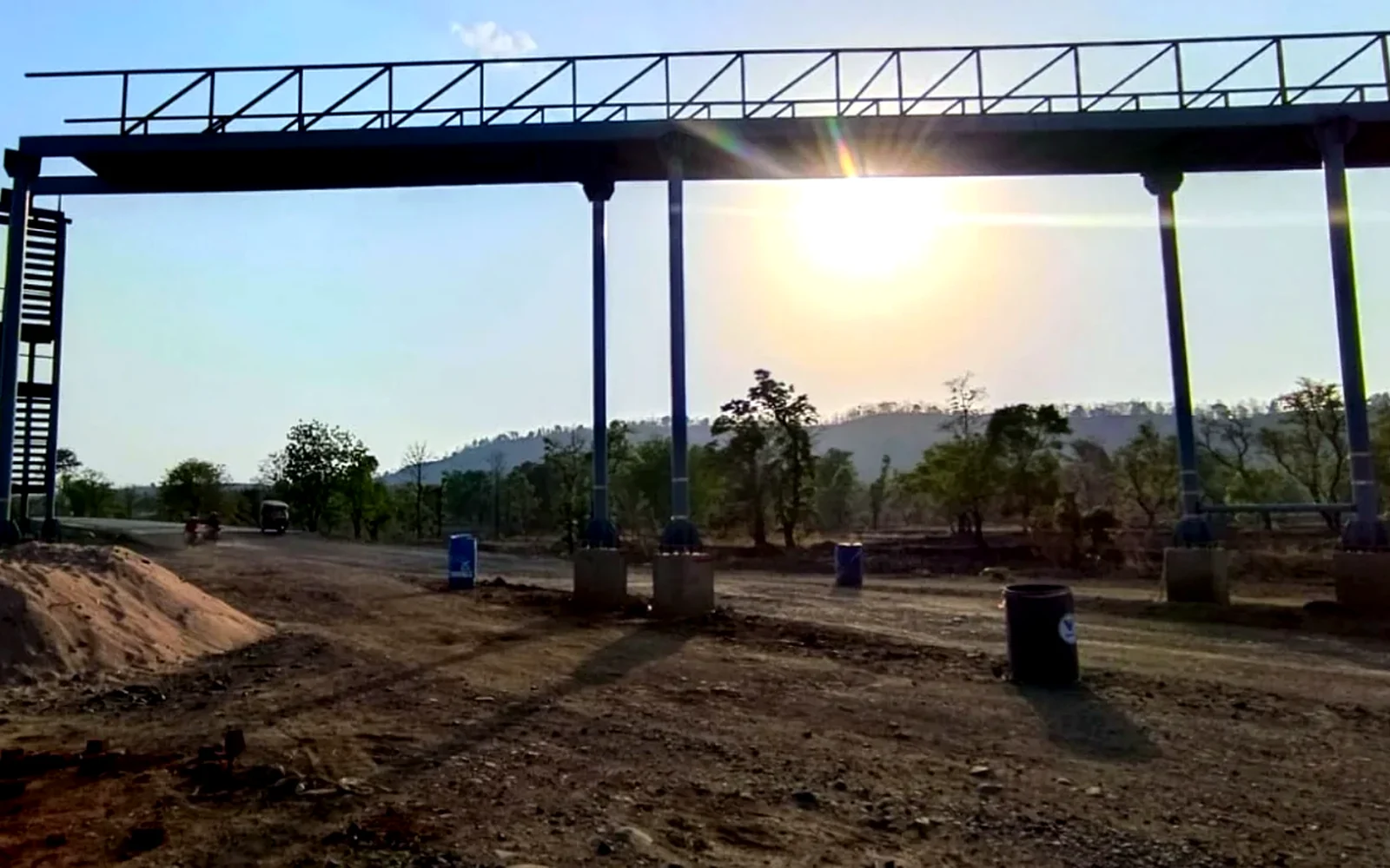 Toll plaza gate construction